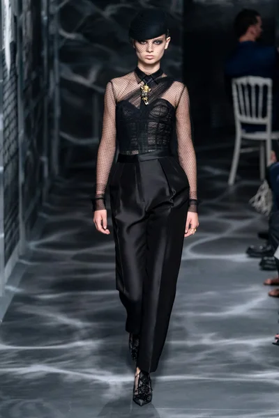 Look 36